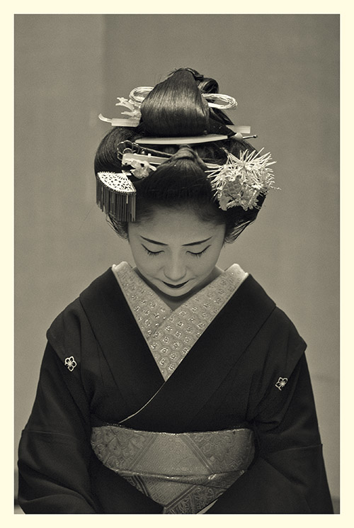 Russel WongGeiko Sayaka after her Erikae ceremony Kyoto 2011 Archival pigment print on photo rag Photo courtesy of Russel Wong