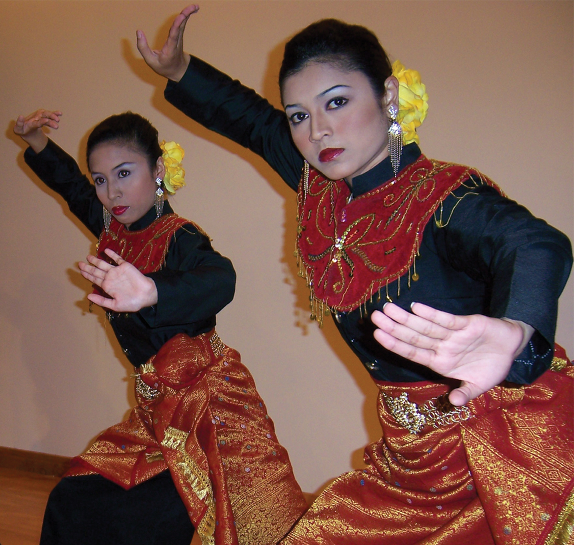acms-brunei-dancing-delights