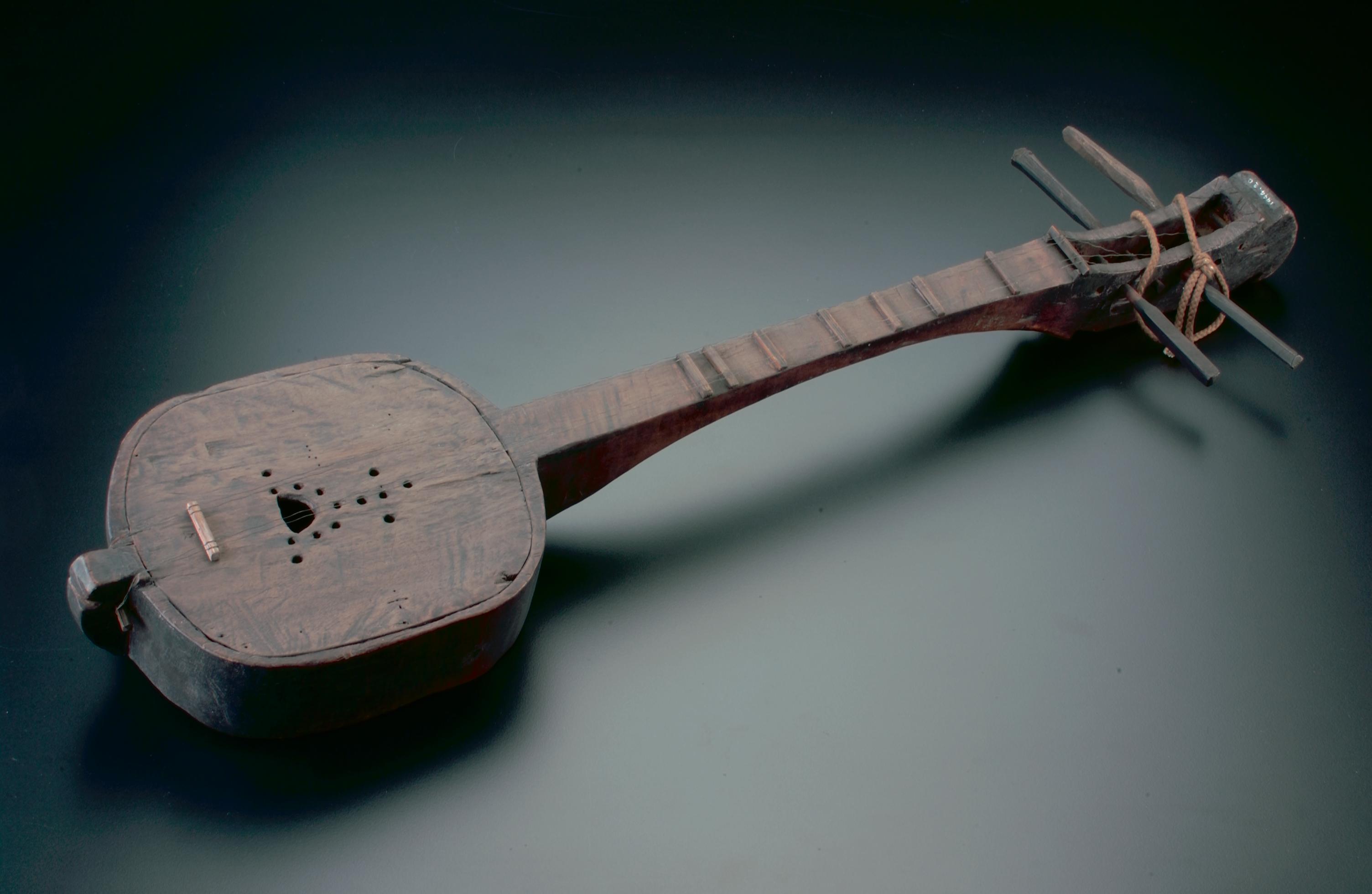 Stringed instrument