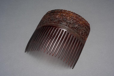 Comb