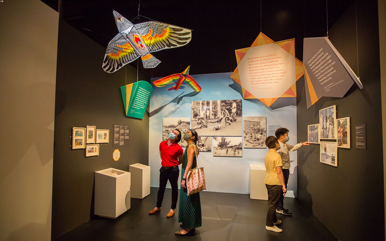 Volunteer at the National Museum of Singapore