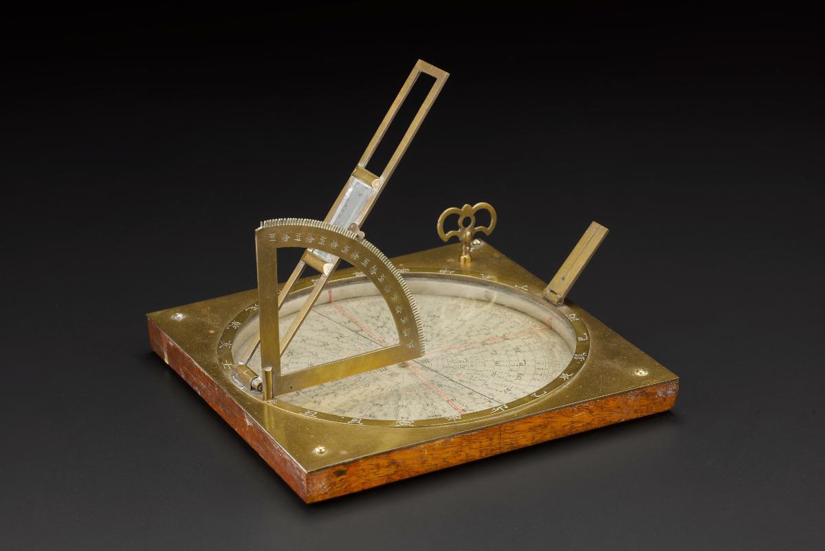 Chinese navigational compass, 19th century
