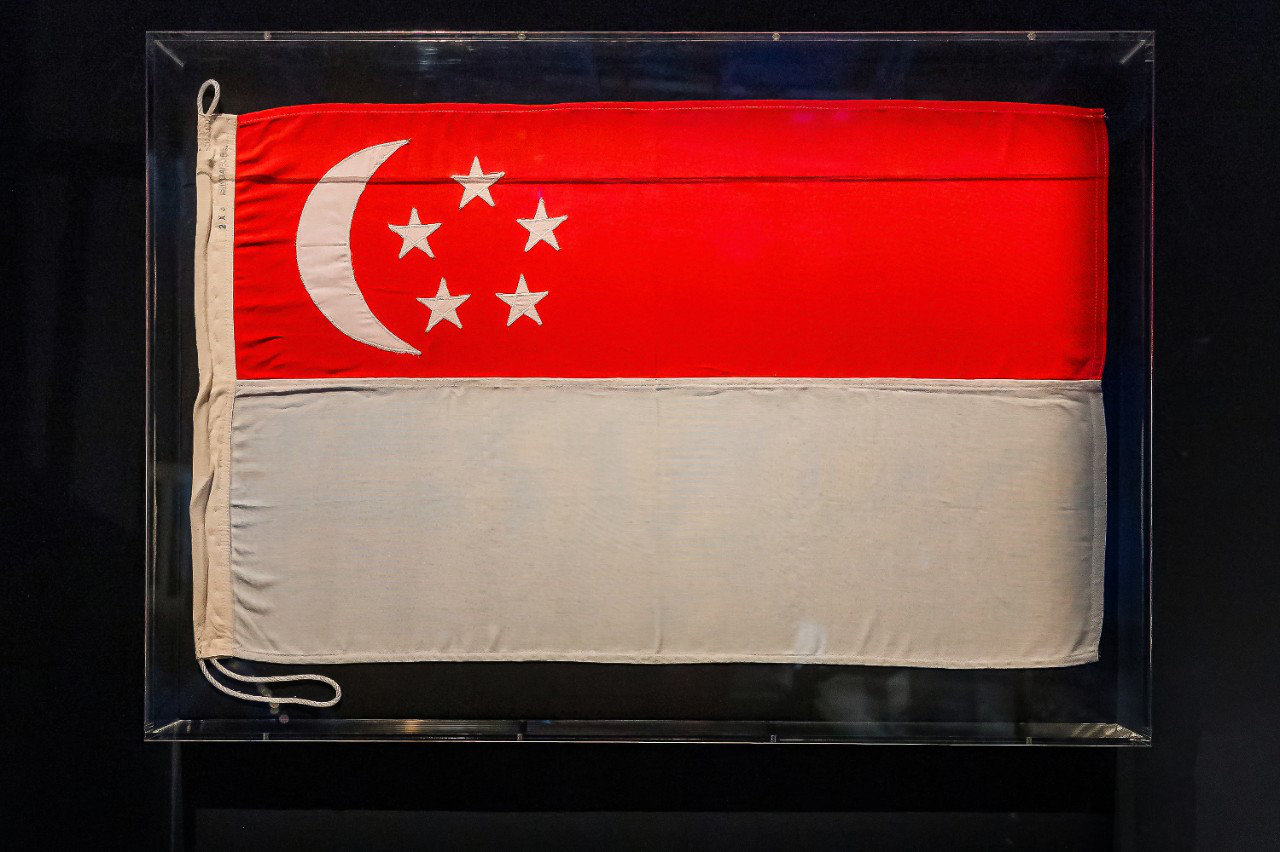 Singapore flag flown on Mount Everest