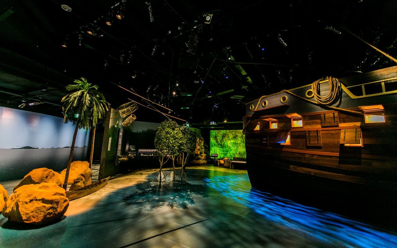 Singapore History Gallery exhibition Singapura ship