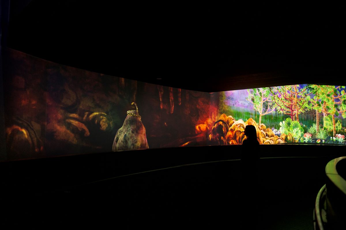 Story of the Forest by teamLab