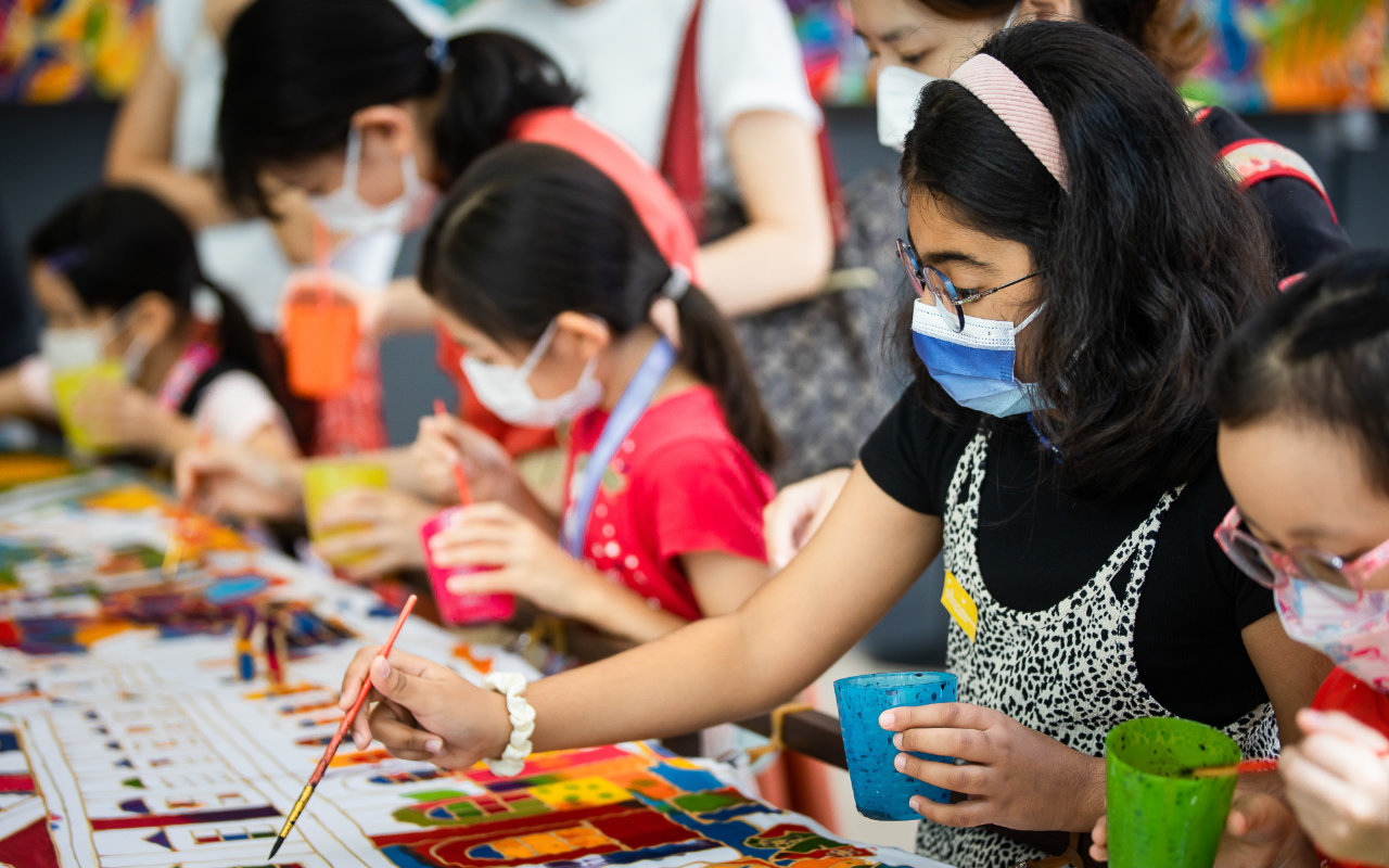 Drop-in batik activity