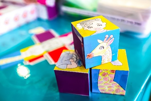Cube puzzle crafts