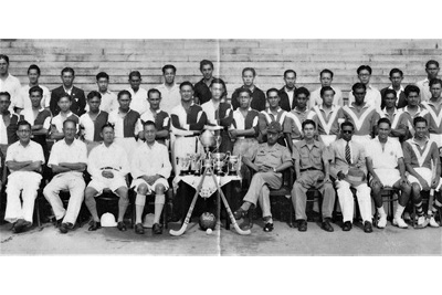 The Syonan Sports Association before their departure on a "goodwill tour" to Malaya, 1943
